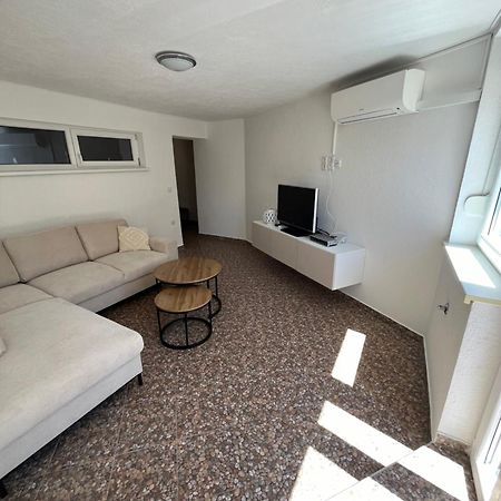 Apartments Adria ซริกเวนิซา ภายนอก รูปภาพ