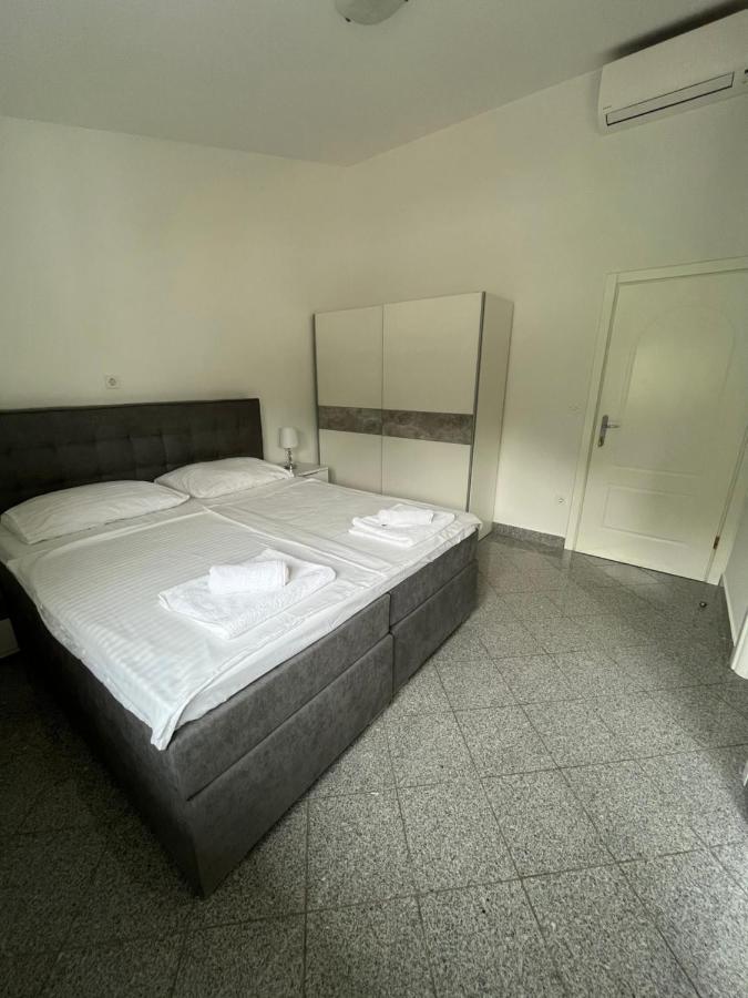 Apartments Adria ซริกเวนิซา ภายนอก รูปภาพ