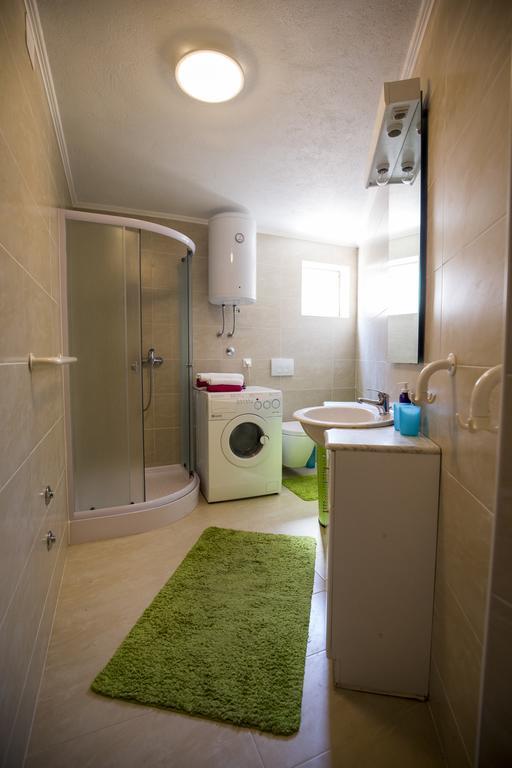 Apartments Adria ซริกเวนิซา ภายนอก รูปภาพ