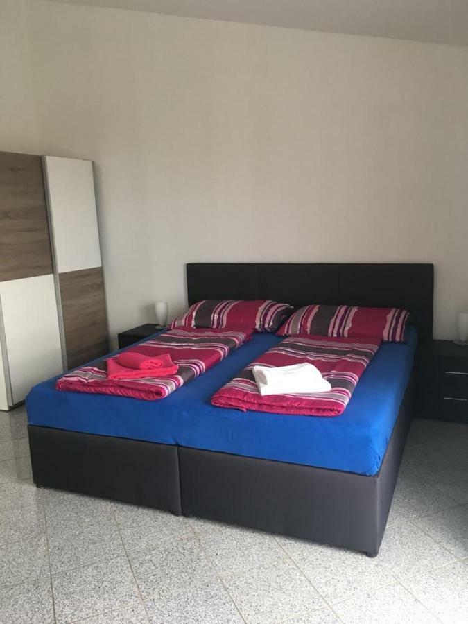 Apartments Adria ซริกเวนิซา ภายนอก รูปภาพ